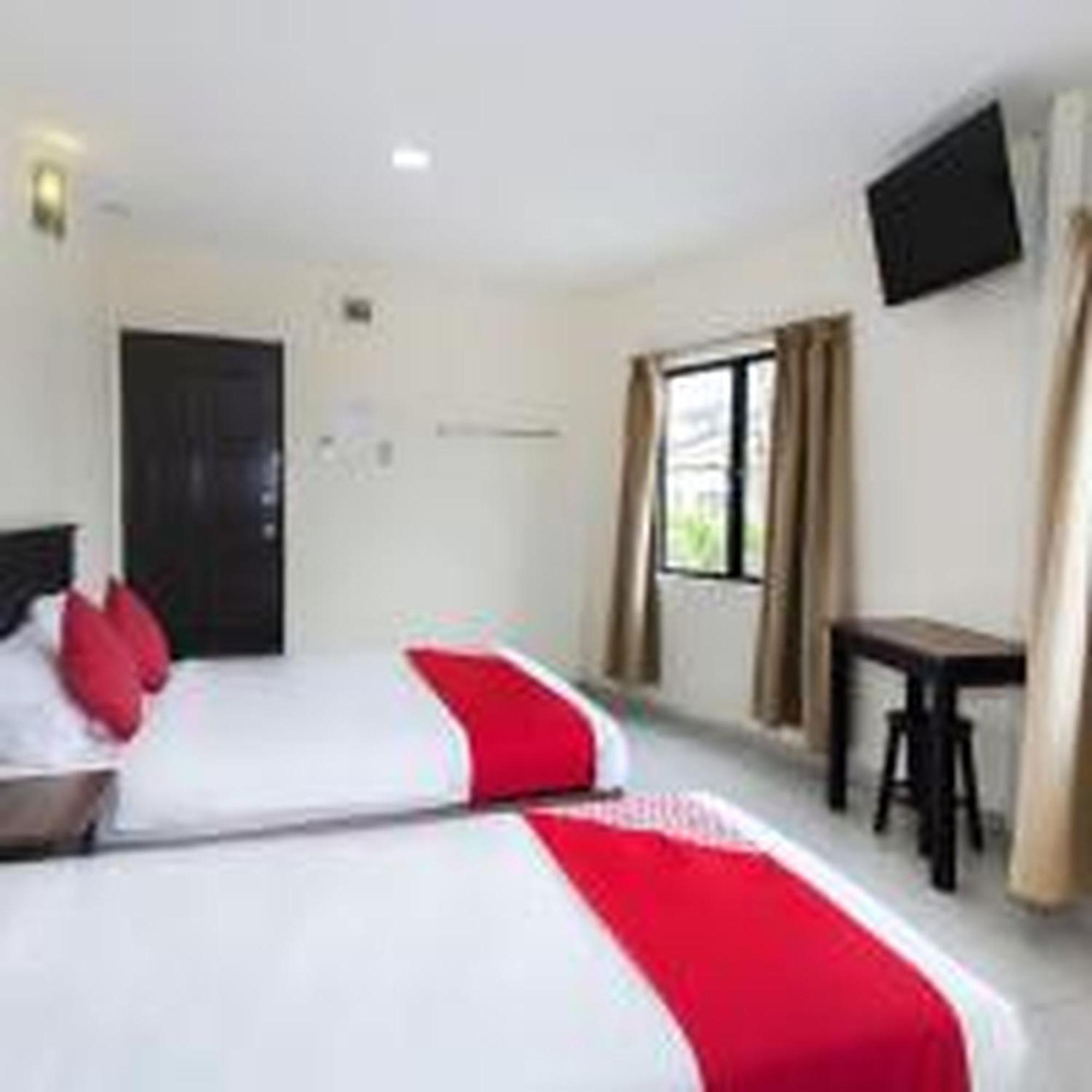 Oyo 91130 Hotel 91 Bukit Mewah Kajang Eksteriør billede