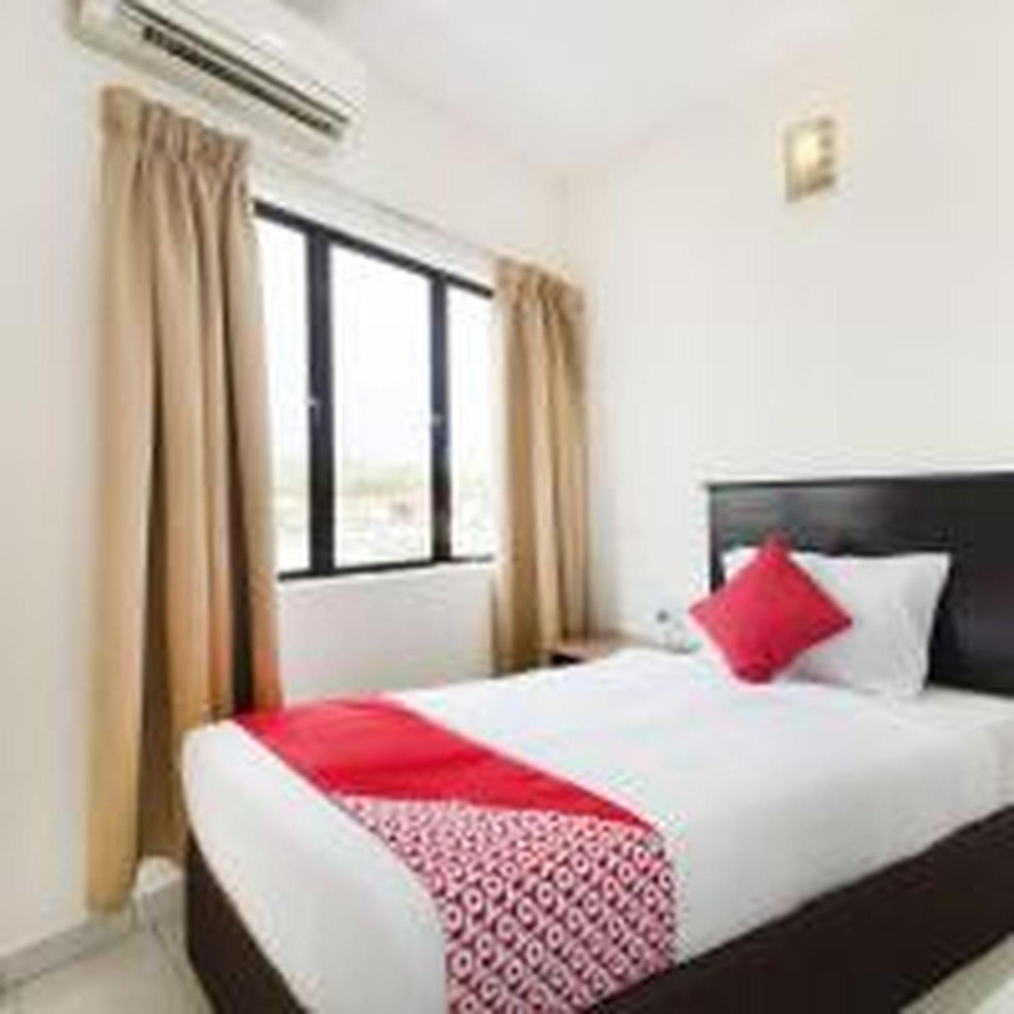 Oyo 91130 Hotel 91 Bukit Mewah Kajang Eksteriør billede