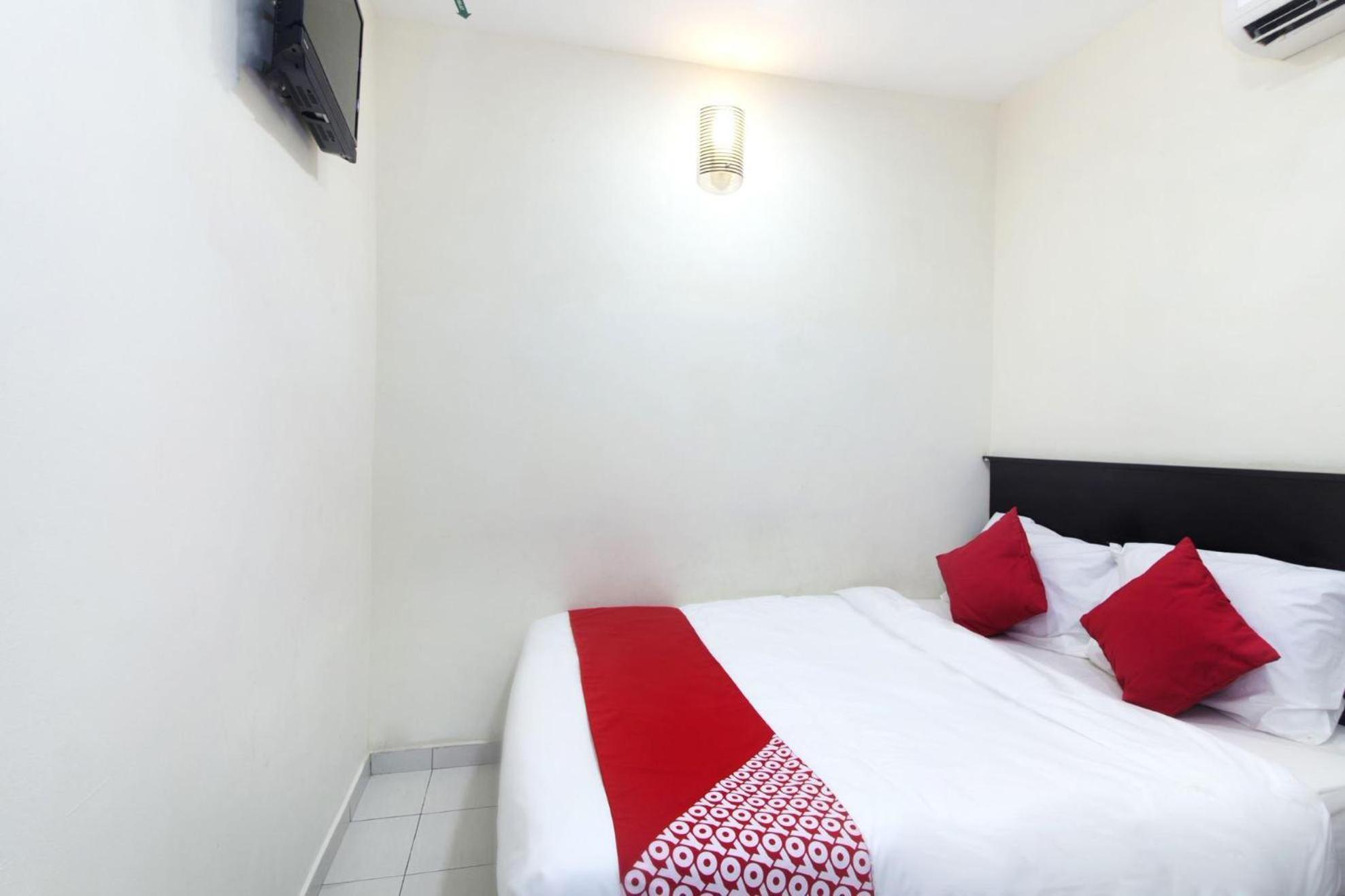 Oyo 91130 Hotel 91 Bukit Mewah Kajang Eksteriør billede