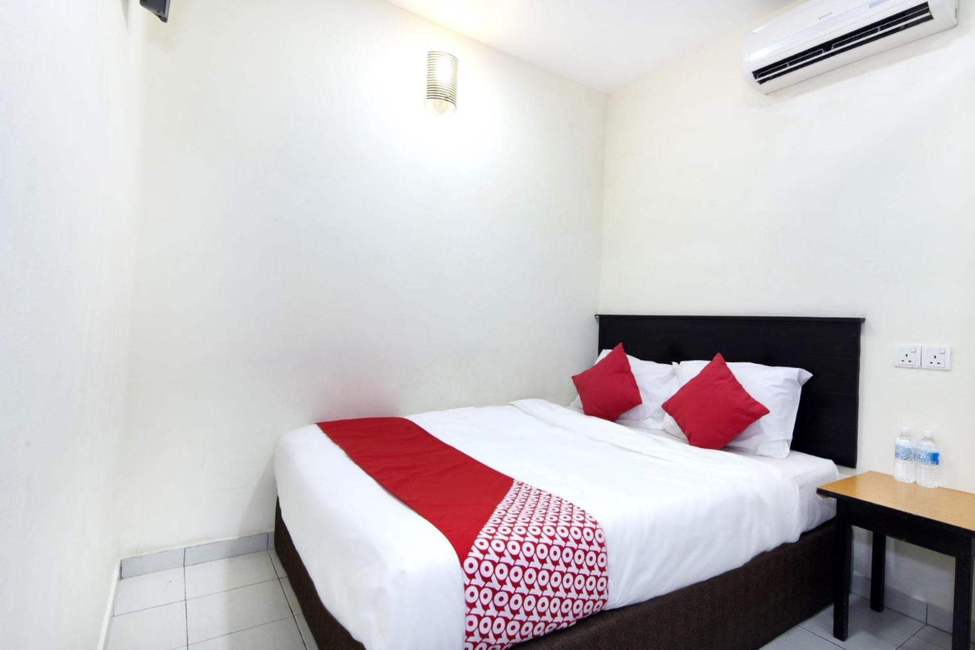 Oyo 91130 Hotel 91 Bukit Mewah Kajang Eksteriør billede